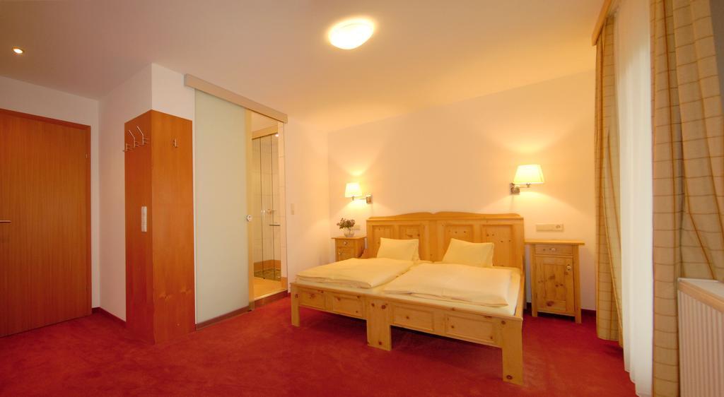 Landhotel Kielhuberhof Ramsau am Dachstein Oda fotoğraf